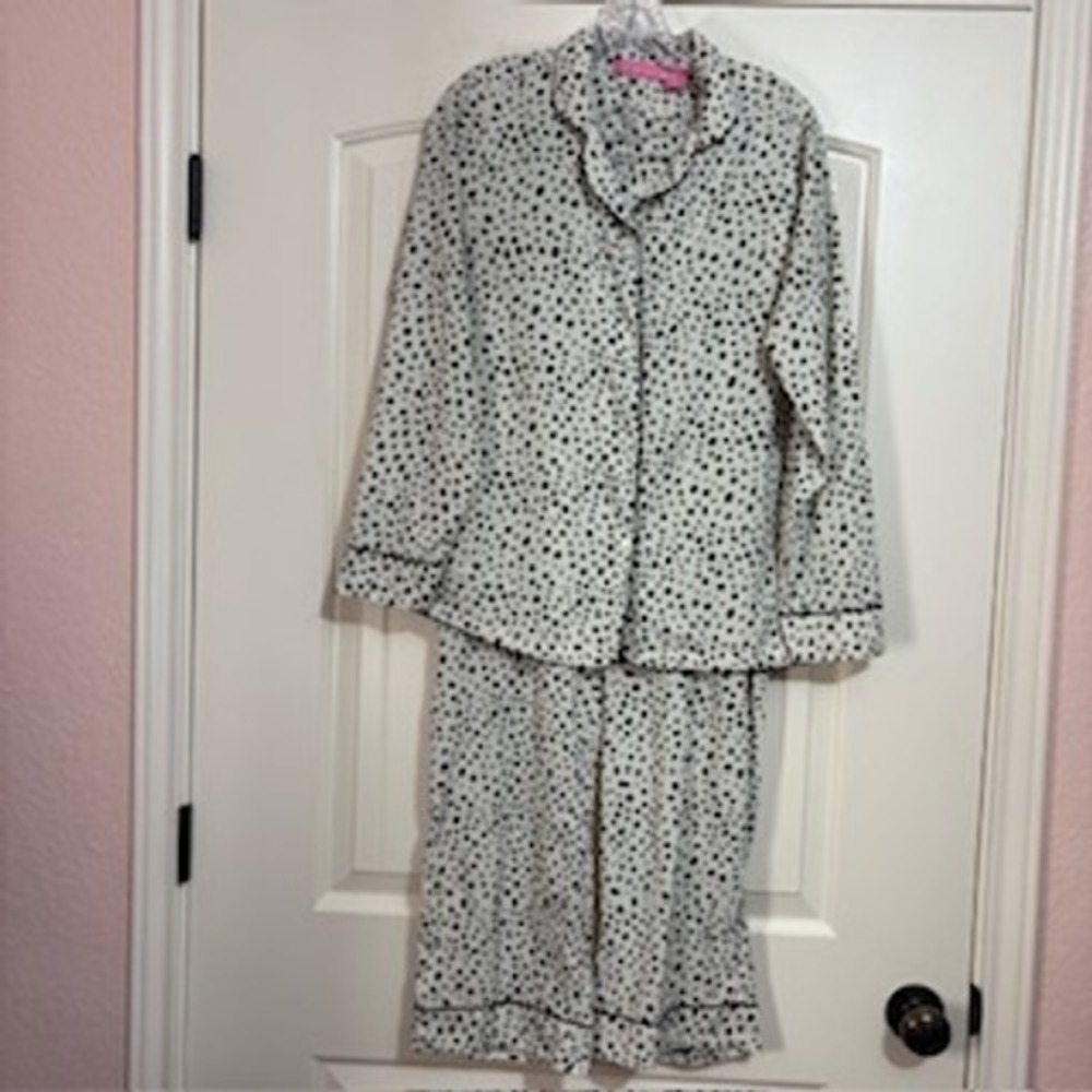 Pajama Set Dalmatian Print Button-Down‎ Whimsical Disney Vacation Minimalist Med